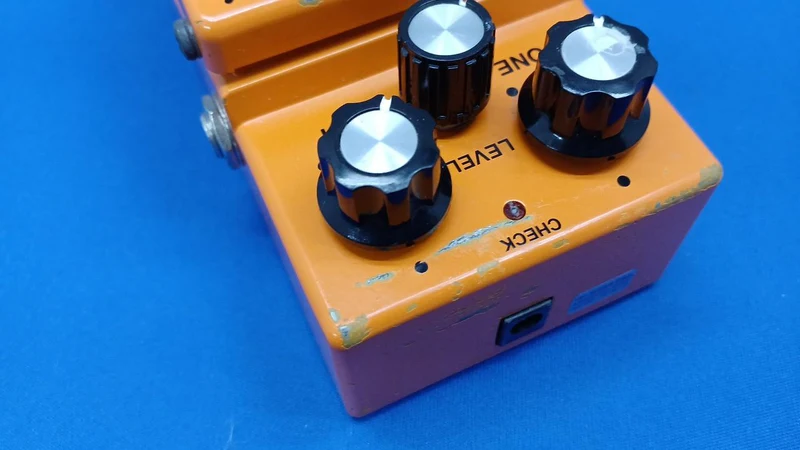 BOSS Effektpedal: DS-1