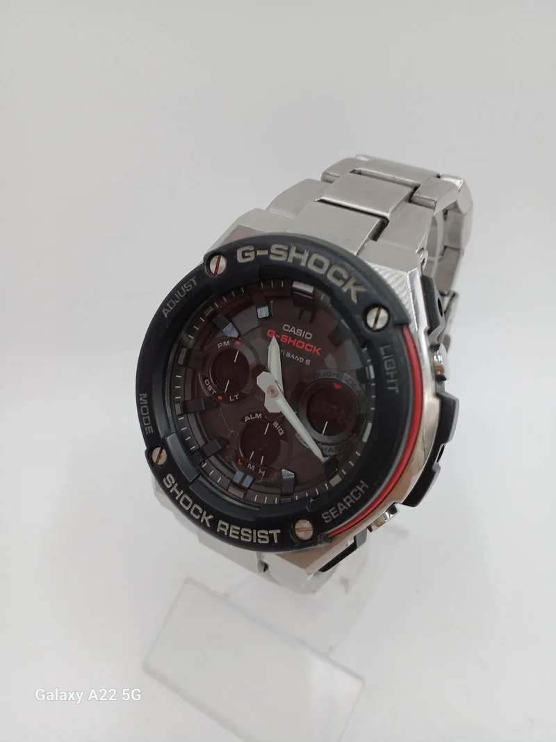 CASIO Funkgesteuerte Solar-Armbanduhr G-SHOCK GST-W100D