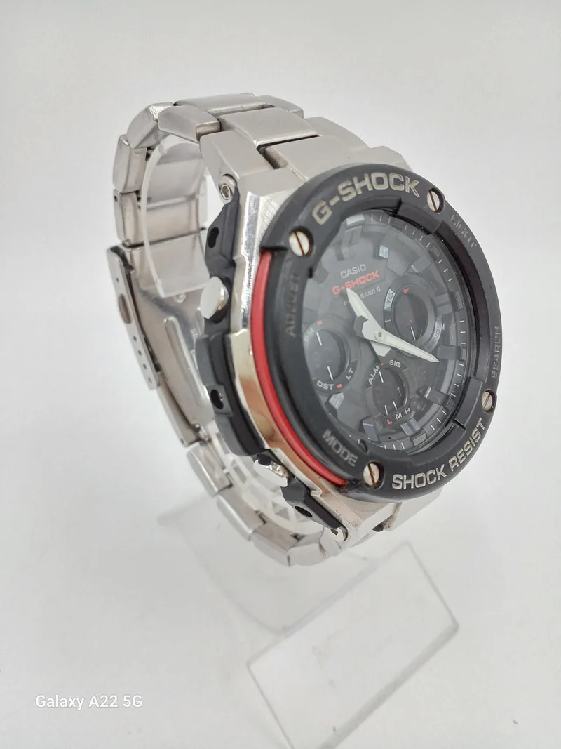 CASIO Funkgesteuerte Solar-Armbanduhr G-SHOCK GST-W100D