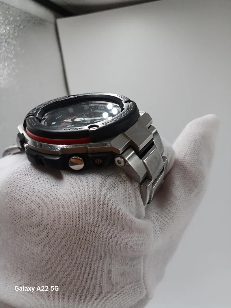 CASIO Funkgesteuerte Solar-Armbanduhr G-SHOCK GST-W100D