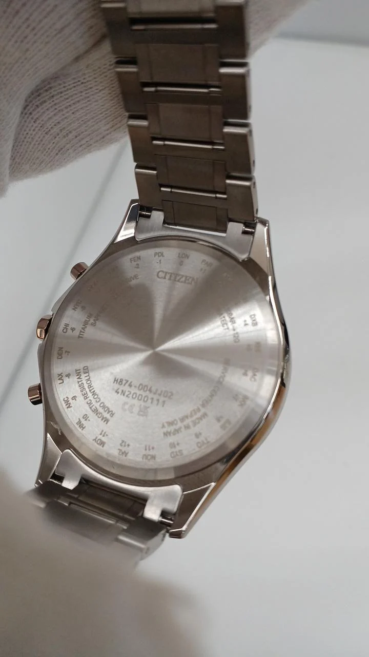 Bürger überschreitet 1026-65F