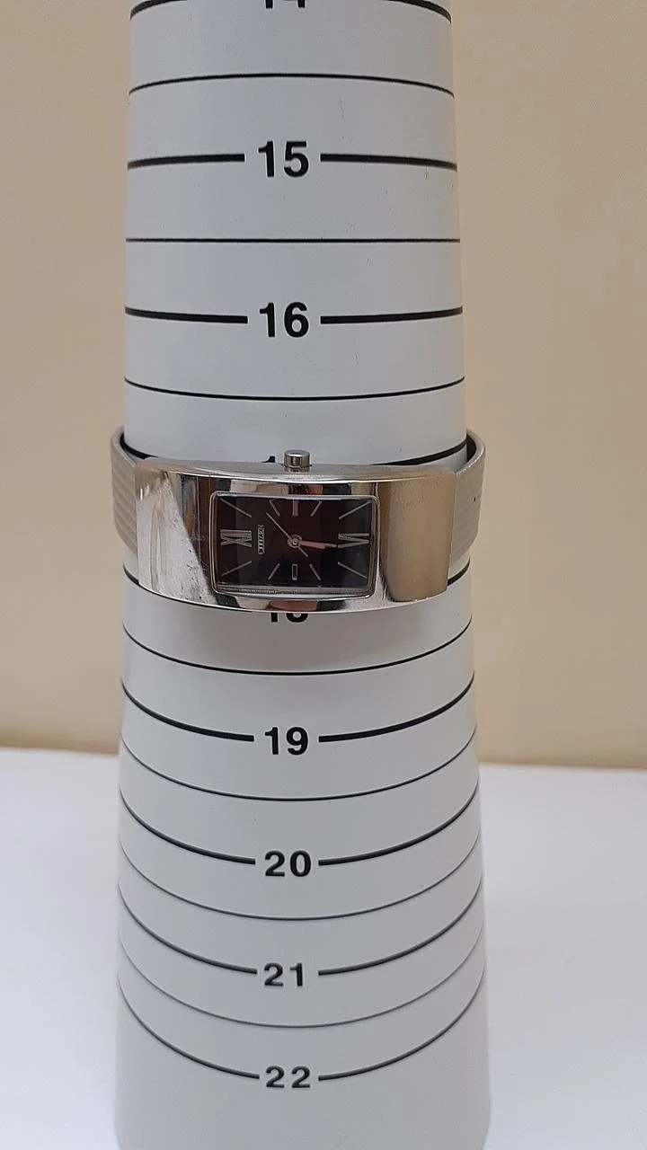 CITIZEN Quarz-Armbanduhr 5931