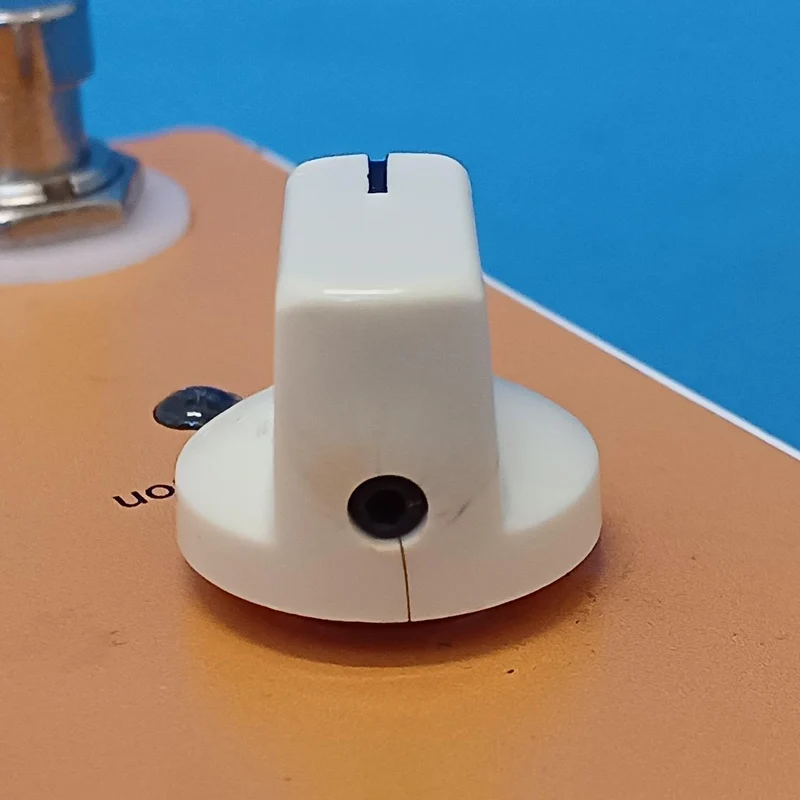 LIMETONE AUDIO Effektpedale / FOCUS FOCUS