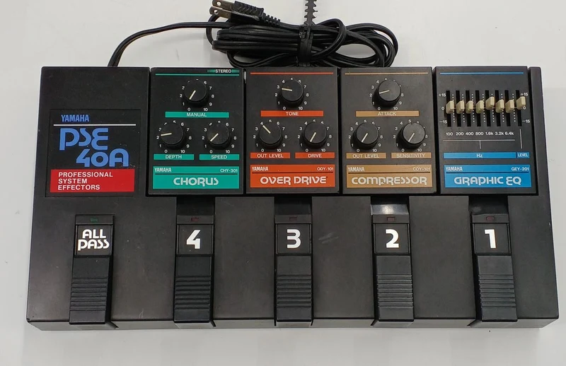 YAMAHA System-Effektpedal PSE-40A