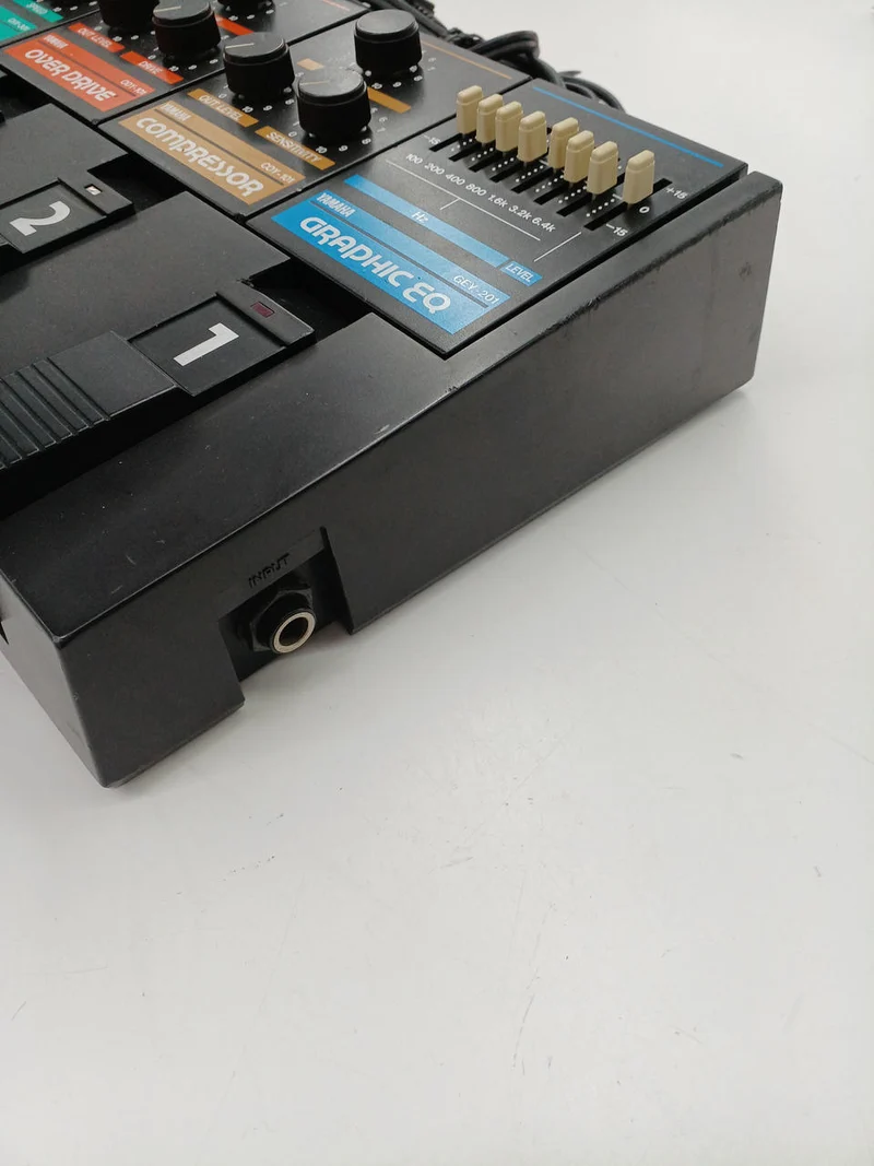 YAMAHA System-Effektpedal PSE-40A