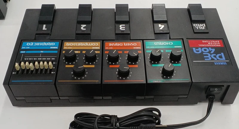 YAMAHA System-Effektpedal PSE-40A