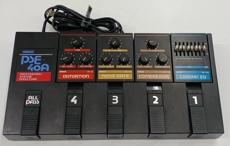 YAMAHA System-Effektpedal PSE-40A
