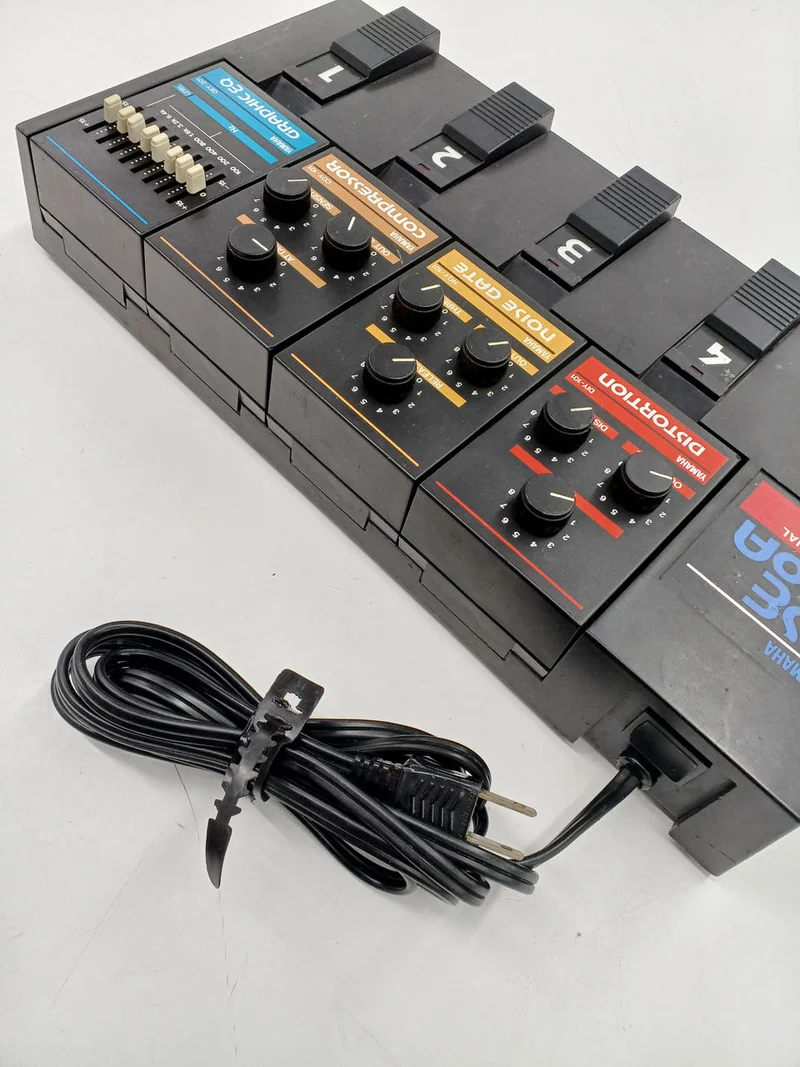 YAMAHA System-Effektpedal PSE-40A