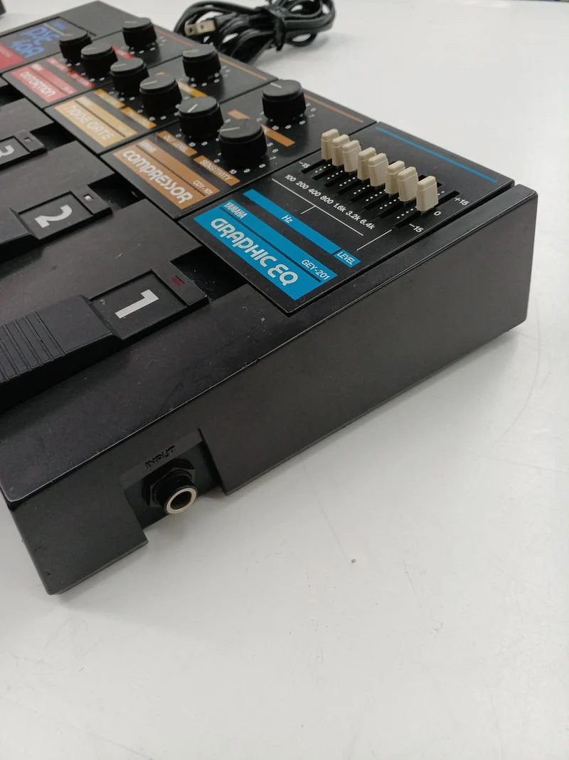 YAMAHA System-Effektpedal PSE-40A