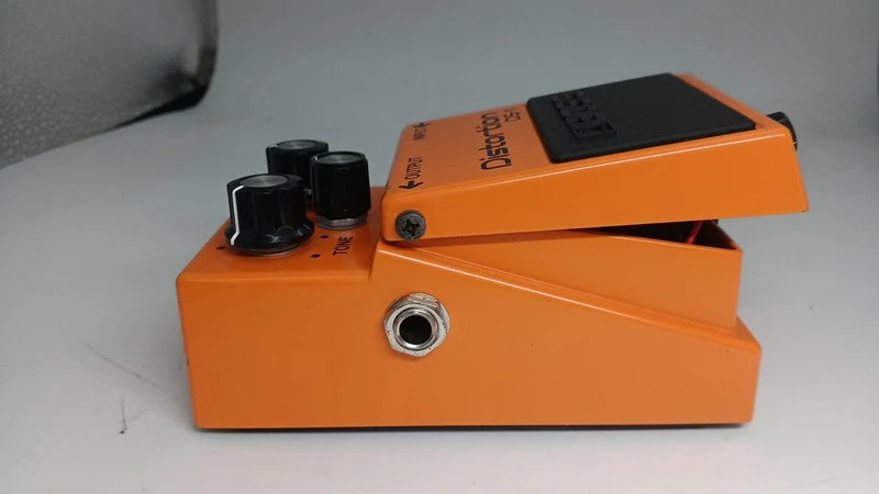 BOSS Distortion DS-1