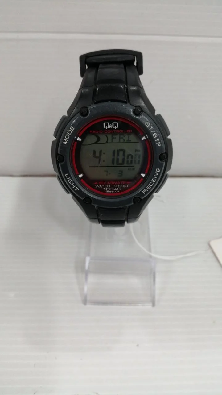 CITIZEN Solar-Armbanduhr SCHWARZ ROT