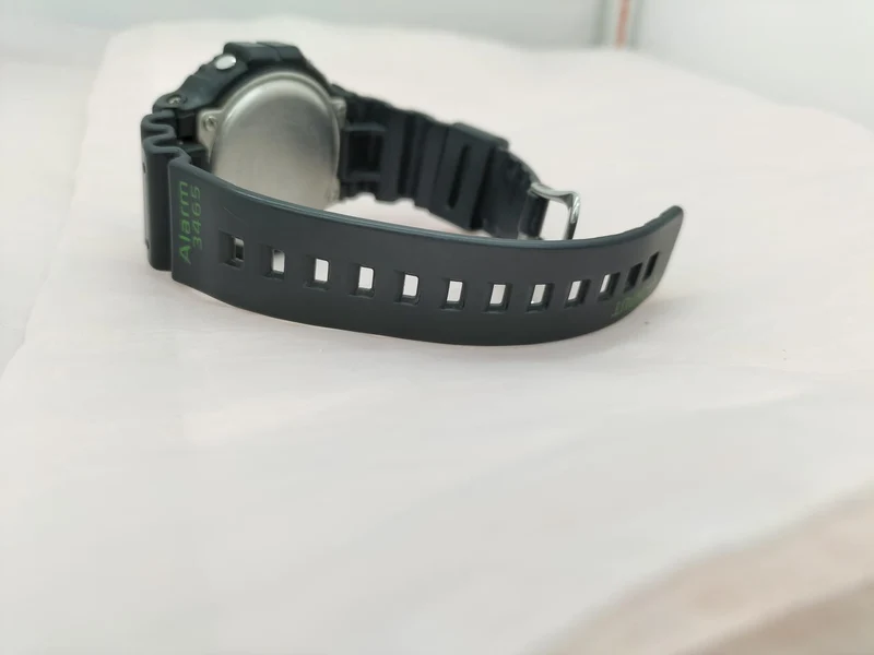 CASIO G-SHOCK DW-5900RS