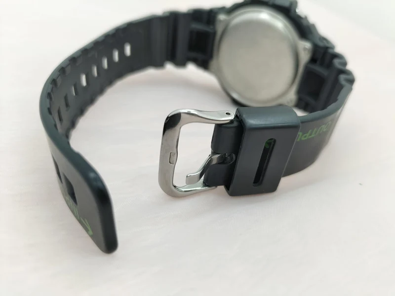 CASIO G-SHOCK DW-5900RS