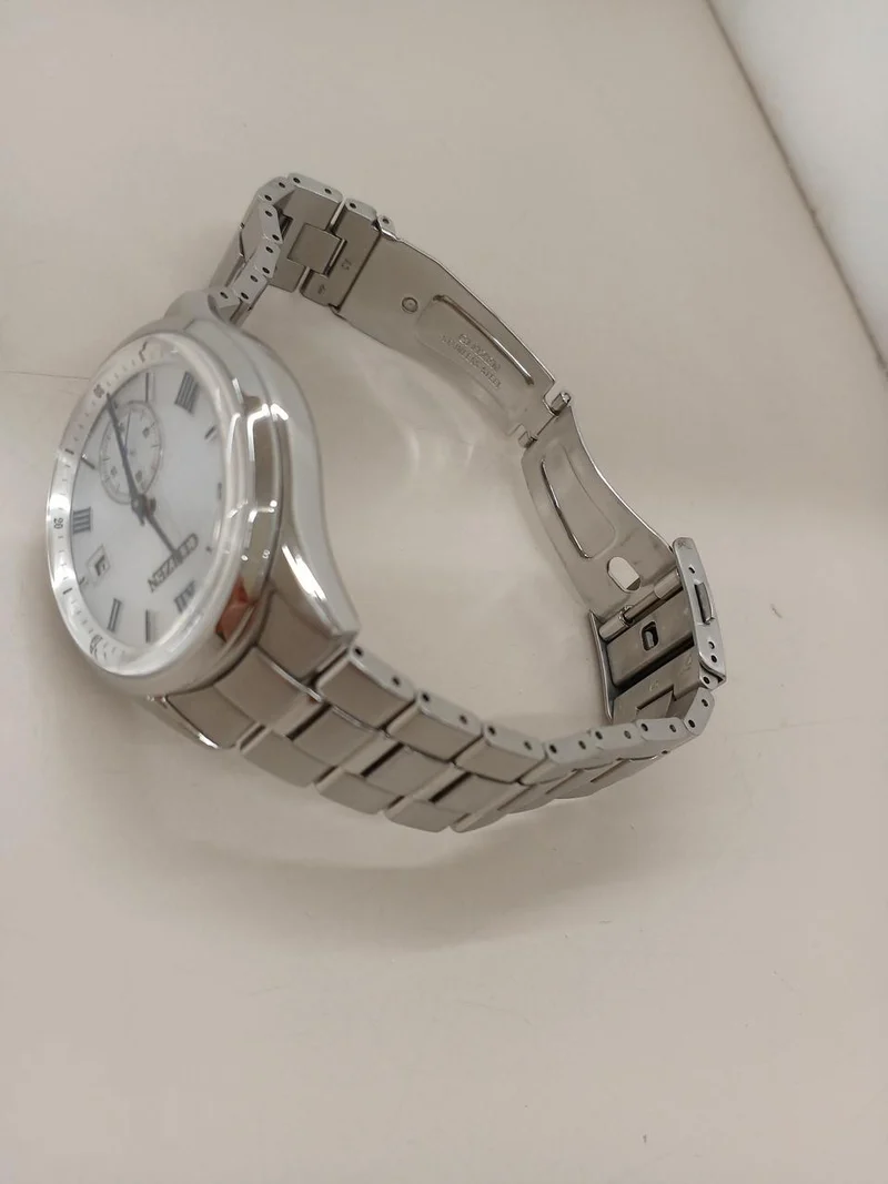 CITIZEN Solar-Armbanduhr B690-S117518