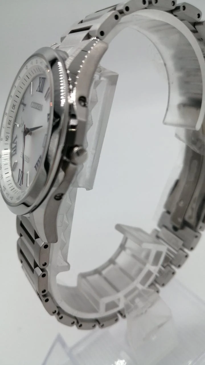 CITIZEN Solar-Funkuhr GN-4W-S