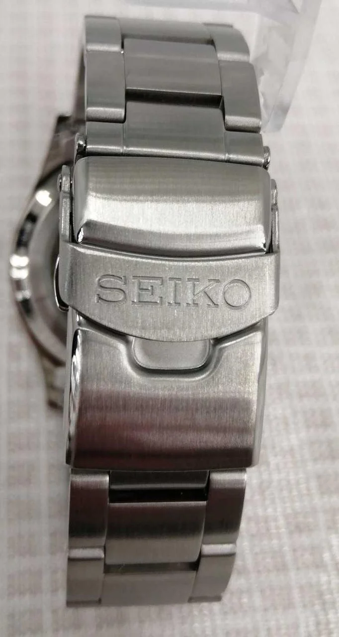 SEIKO SEIKO5 Sportfeld Sportstil SBSA113
