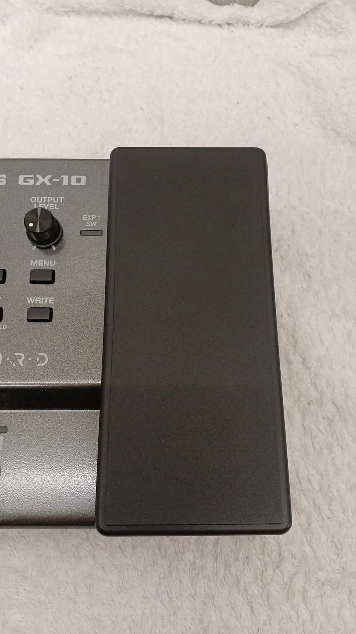 BOSS Effektpedale / Multieffekte GX-10/BT-DUAL