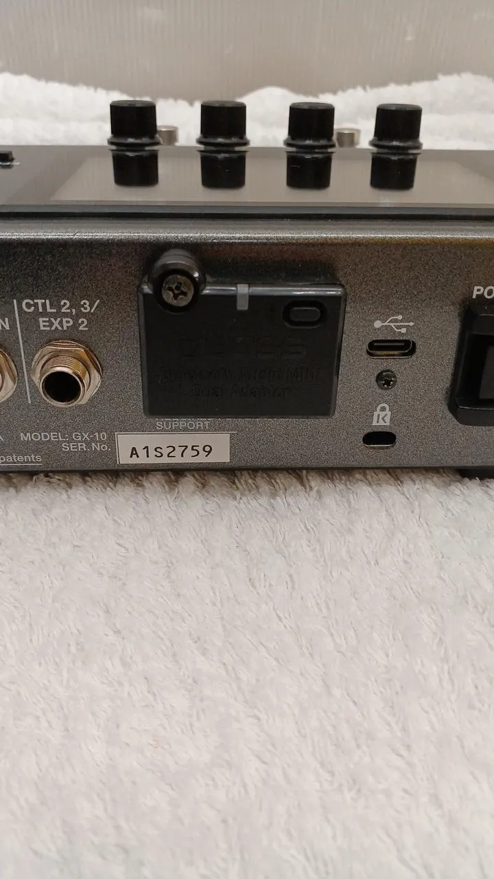 BOSS Effektpedale / Multieffekte GX-10/BT-DUAL