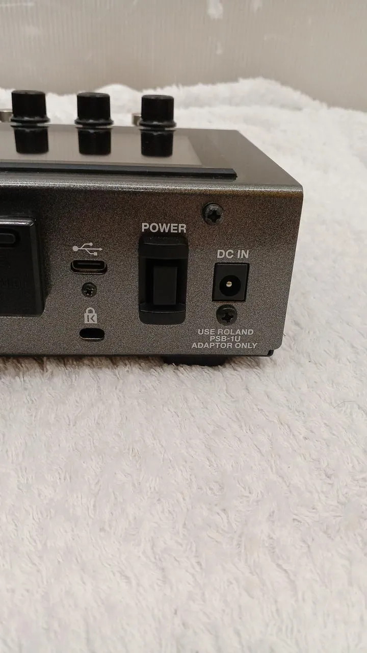 BOSS Effektpedale / Multieffekte GX-10/BT-DUAL