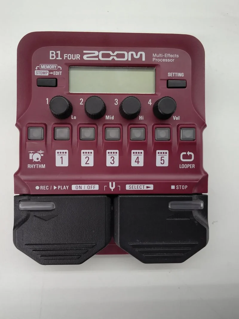 ZOOM Multi-Effektpedal B1 FOUR