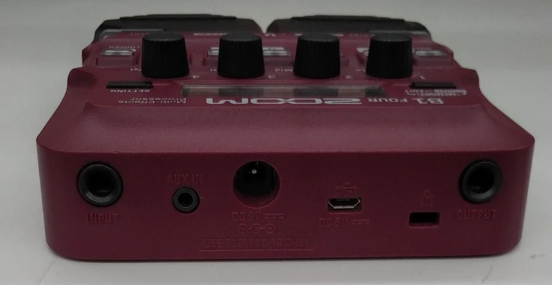 ZOOM Multi-Effektpedal B1 FOUR