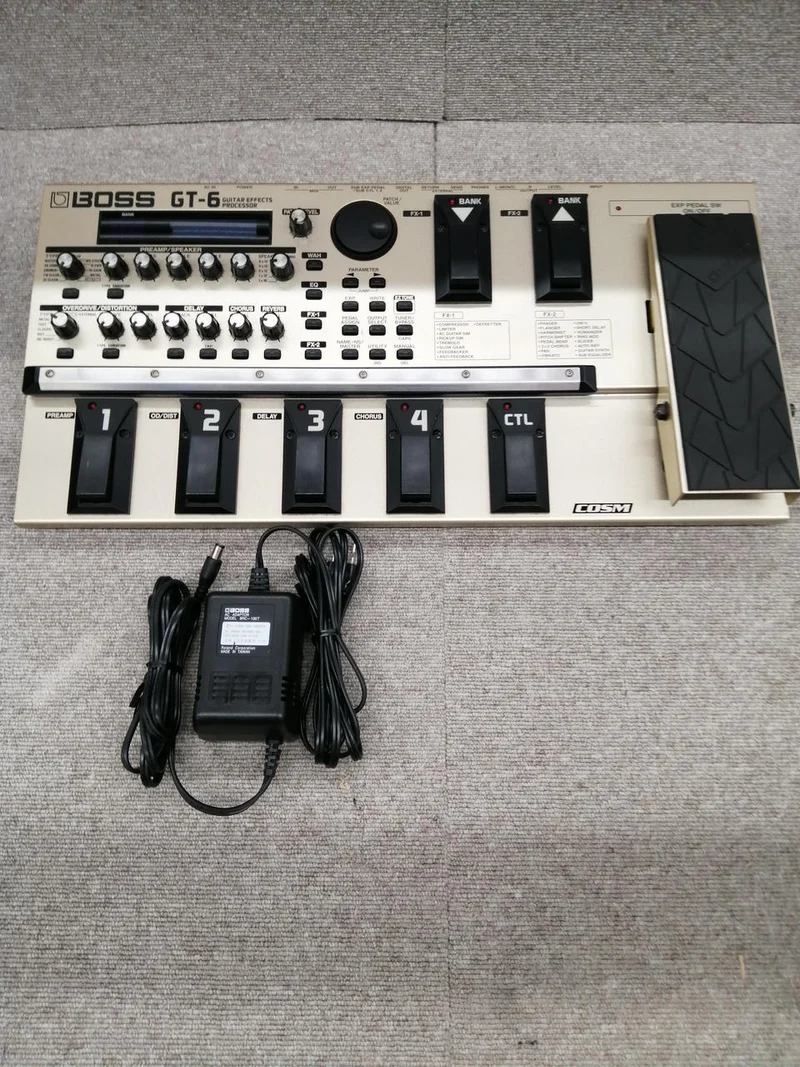BOSS Multi-Effektgerät GT-6