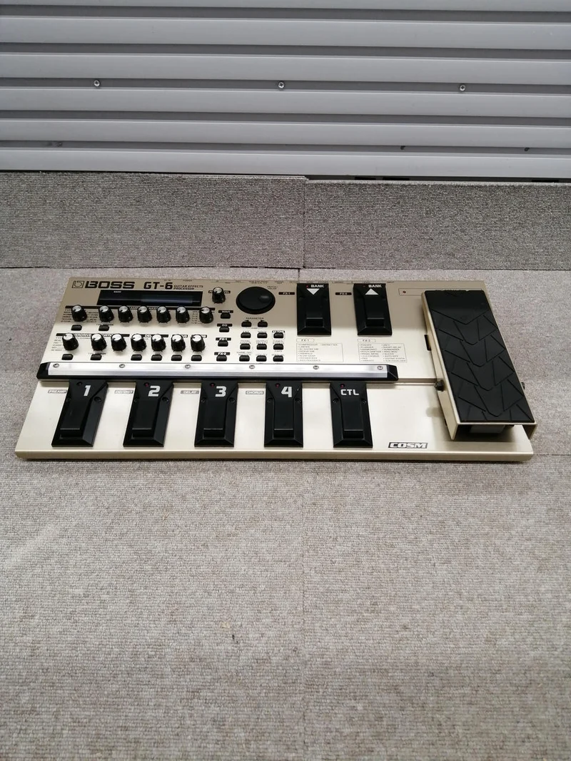 BOSS Multi-Effektgerät GT-6