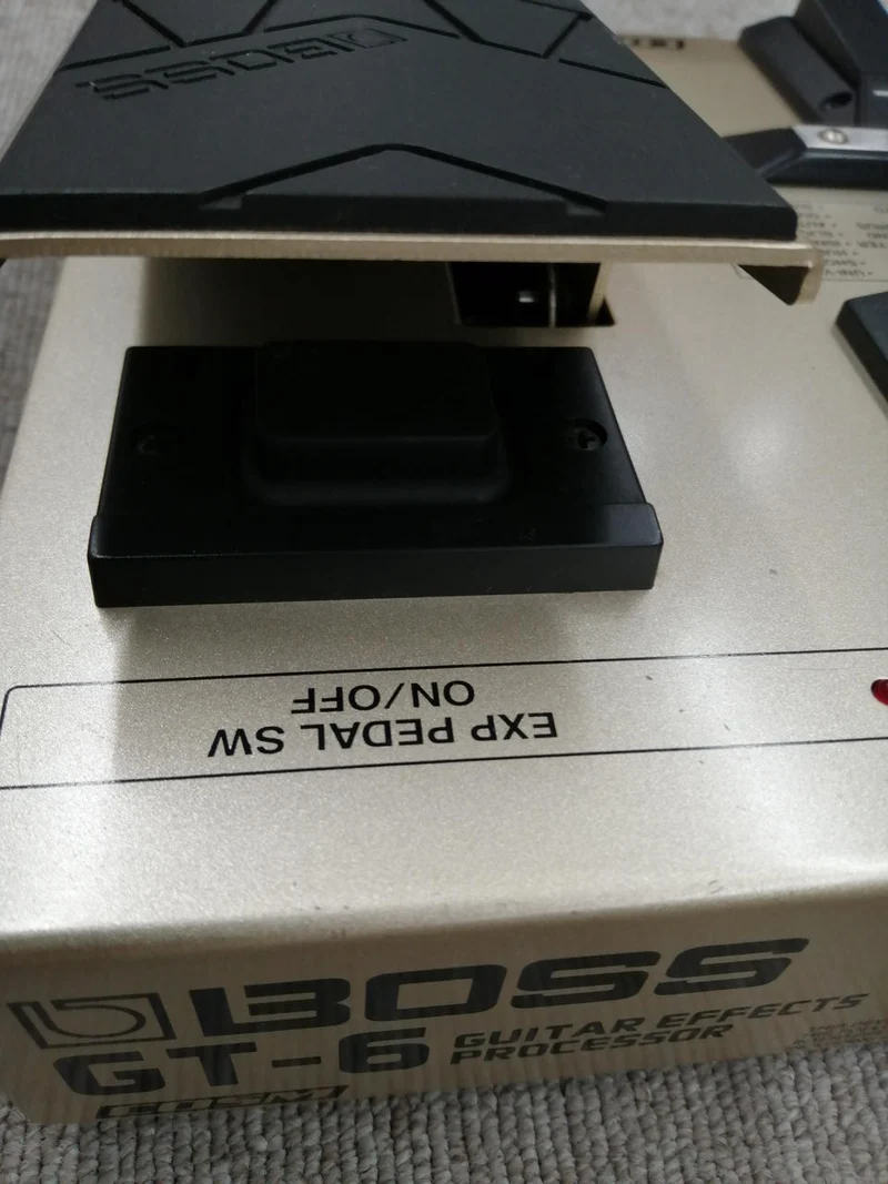 BOSS Multi-Effektgerät GT-6