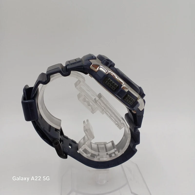 CASIO G-SHOCK WV-M200