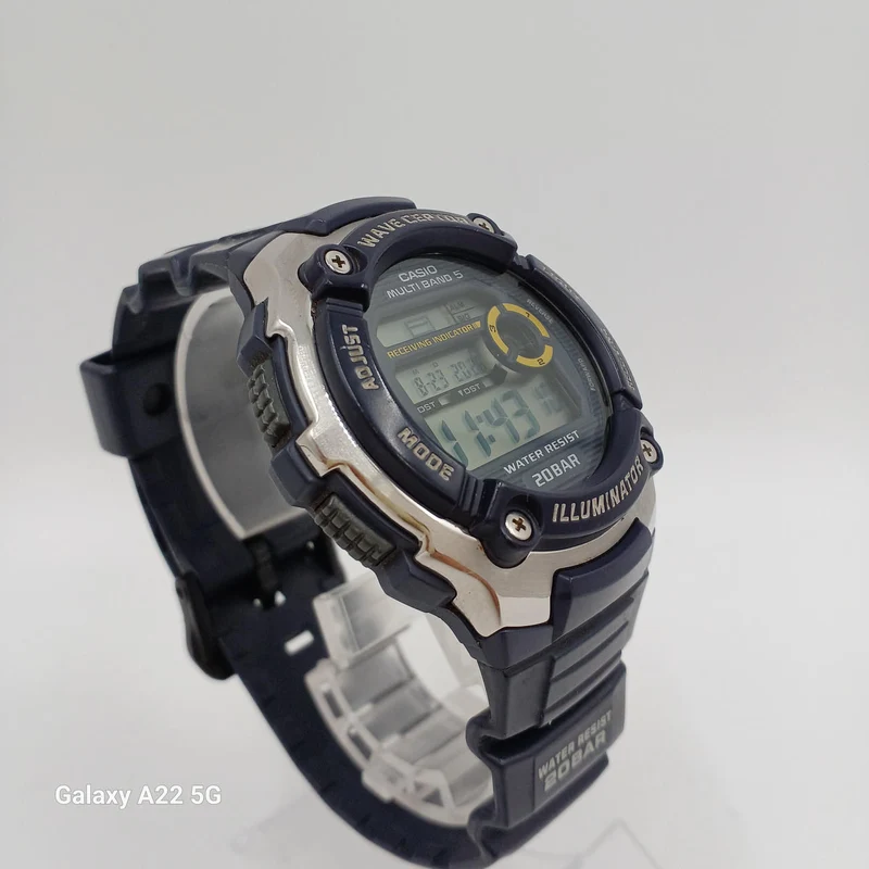 CASIO G-SHOCK WV-M200