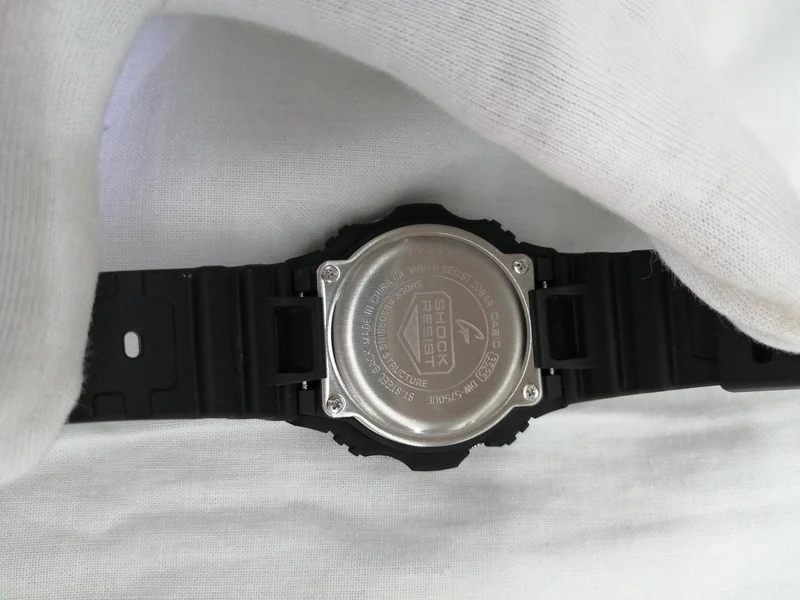 CASIO G-SHOCK DW-5750UE