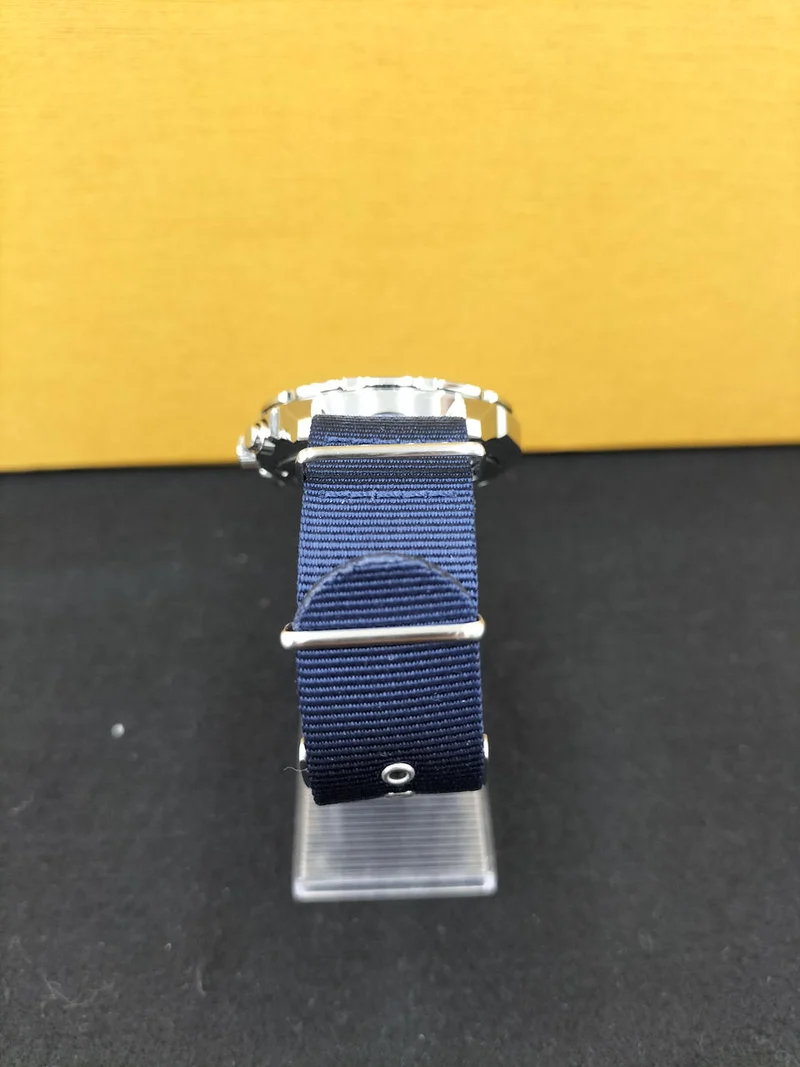 CITIZEN Armbanduhr / ECO-DRIVE AT2500-19A