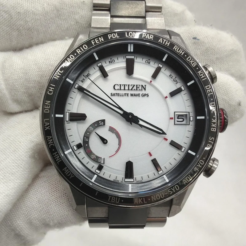 CITIZEN Solar-Funkarmbanduhr F150-T025811