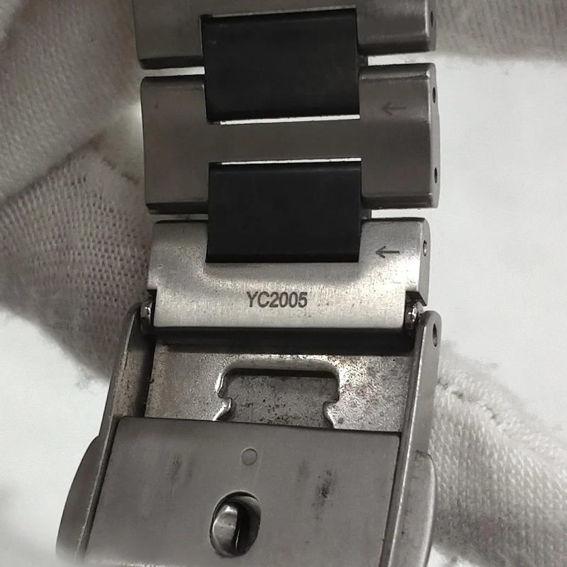 CITIZEN Solar-Funkarmbanduhr F150-T025811