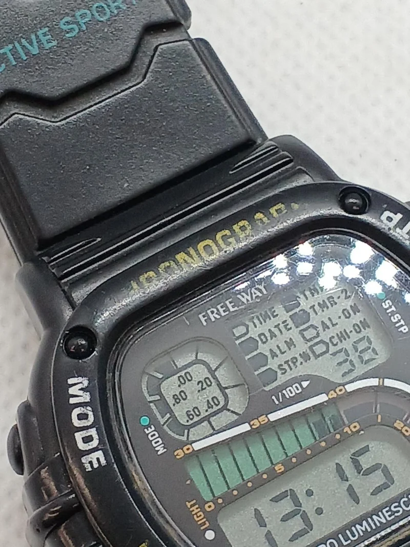 CITIZEN Quartz "Freeway" DN87-AUDIY
