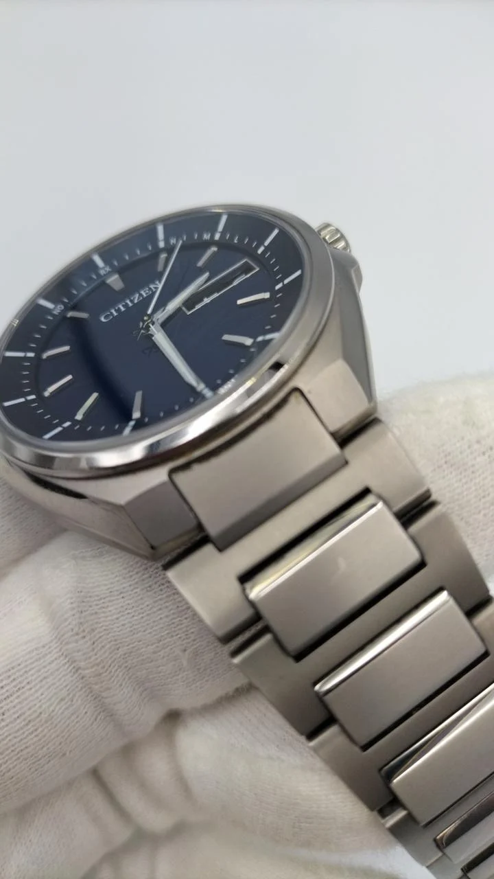 CITIZEN Solar-Funkarmbanduhr AT6050-54L