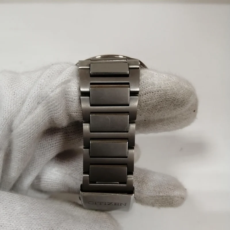 CITIZEN Solar-Armbanduhr SLV