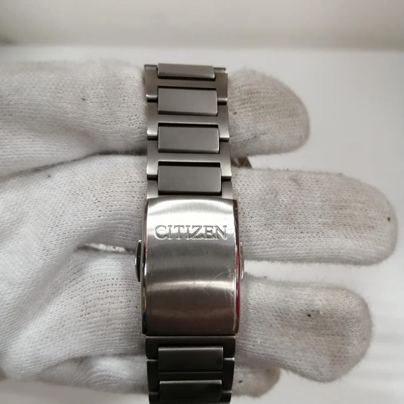 CITIZEN Solar-Armbanduhr SLV