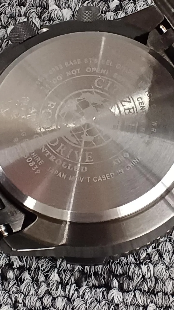 CITIZEN Solar Quartz E660-S115451