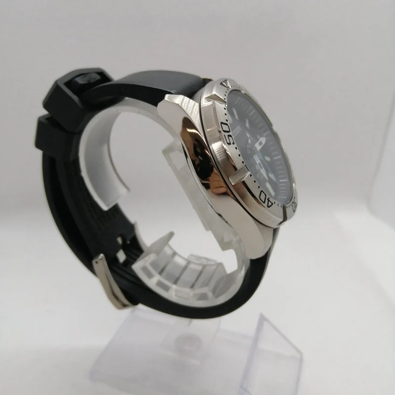 CITIZEN PROMASTER Funkgesteuerte Uhr PMD56-3083