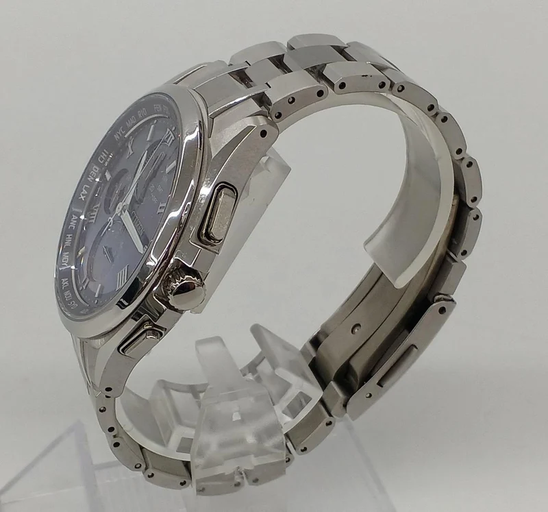 CITIZEN Funkgesteuerte Solaruhr AT8240-66L