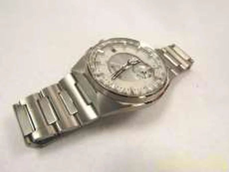 CITIZEN Quarz-Analog-Armbanduhr Eco-Drive Titanium mit Box, Bedienungsanleitung und Gliedern