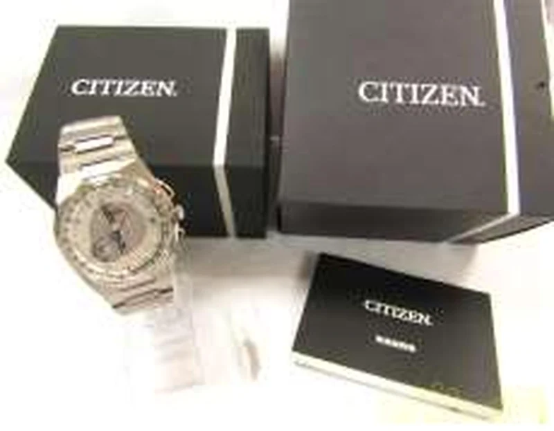 CITIZEN Quarz-Analog-Armbanduhr Eco-Drive Titanium mit Box, Bedienungsanleitung und Gliedern