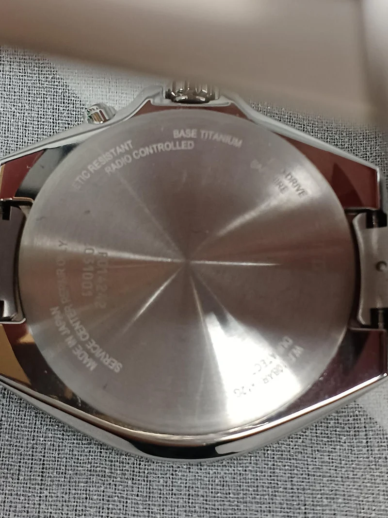 CITIZEN Eco-Drive H100-R014242