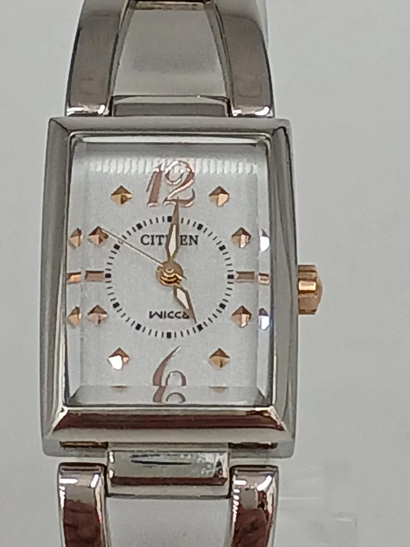 CITIZEN WICCA Solar-Quarz-Armbanduhr B035-S051312