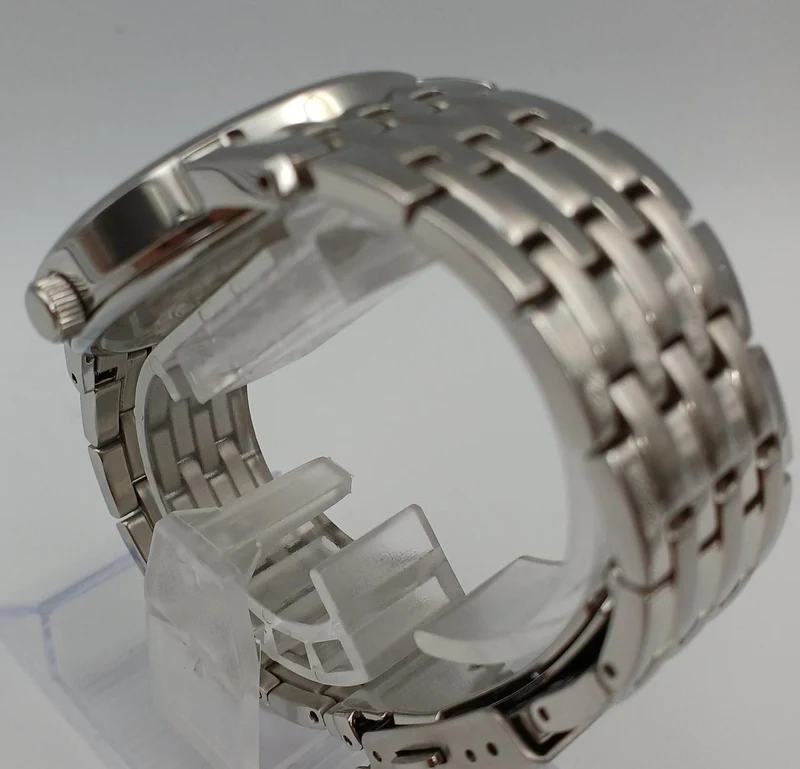 CITIZEN Eco-Drive E111-S067901