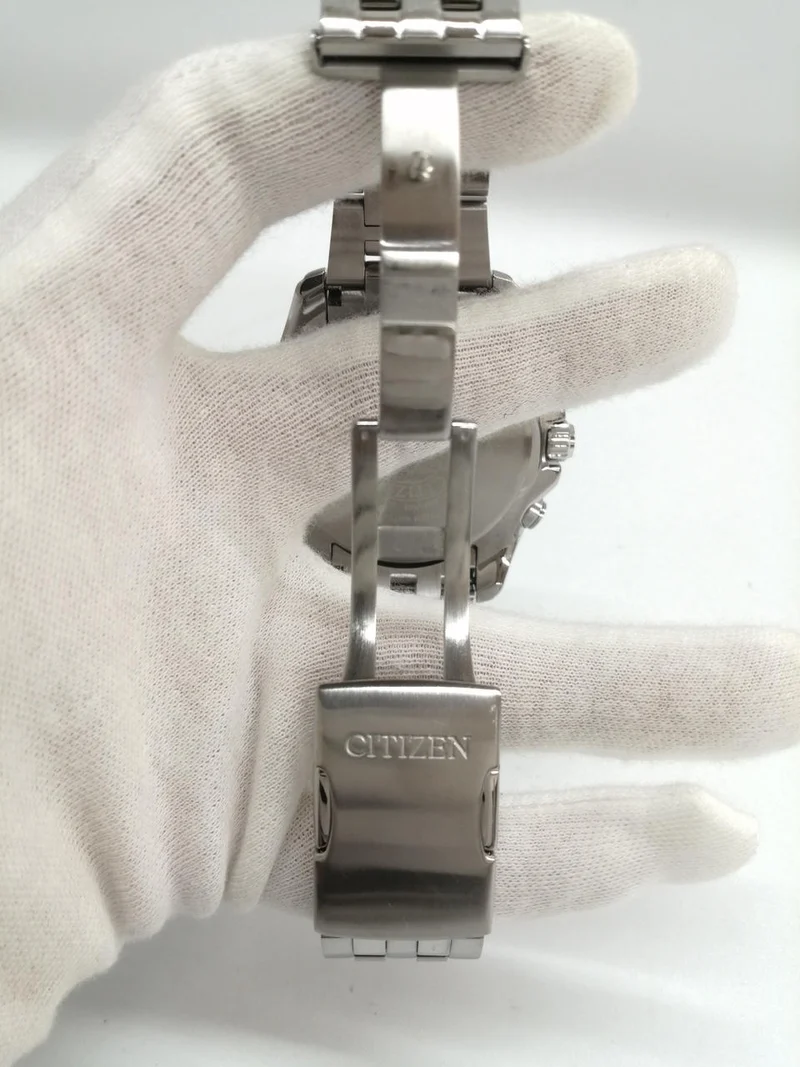 CITIZEN Armbanduhr H820-T021697