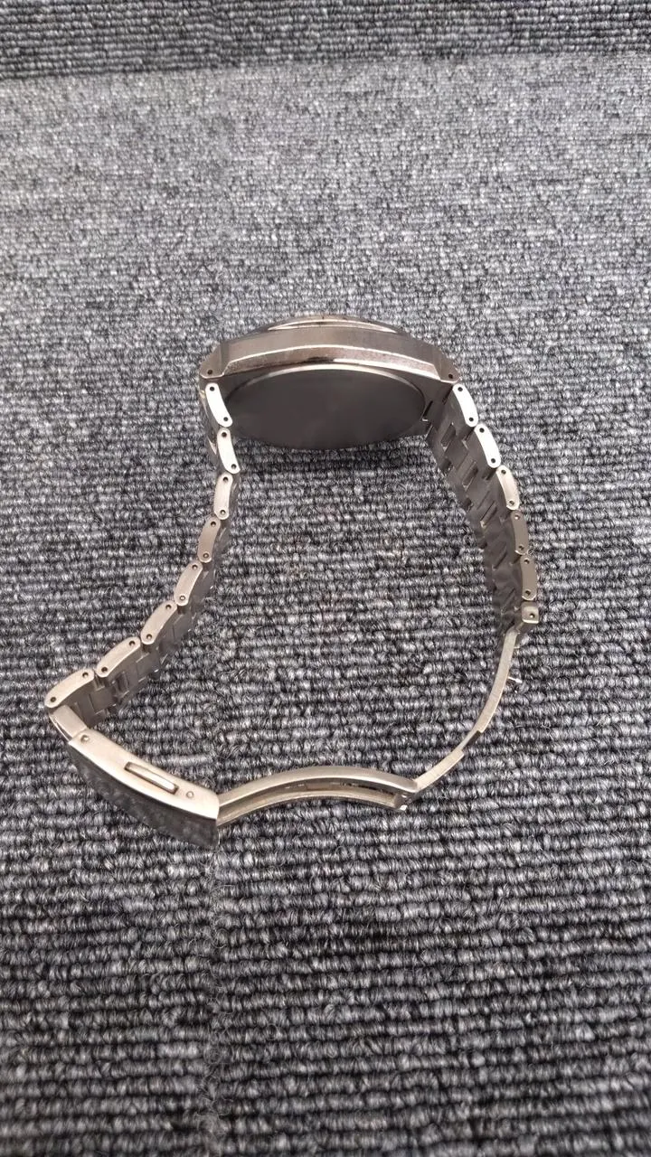 CITIZEN Solar-Funkarmbanduhr E610-T018505