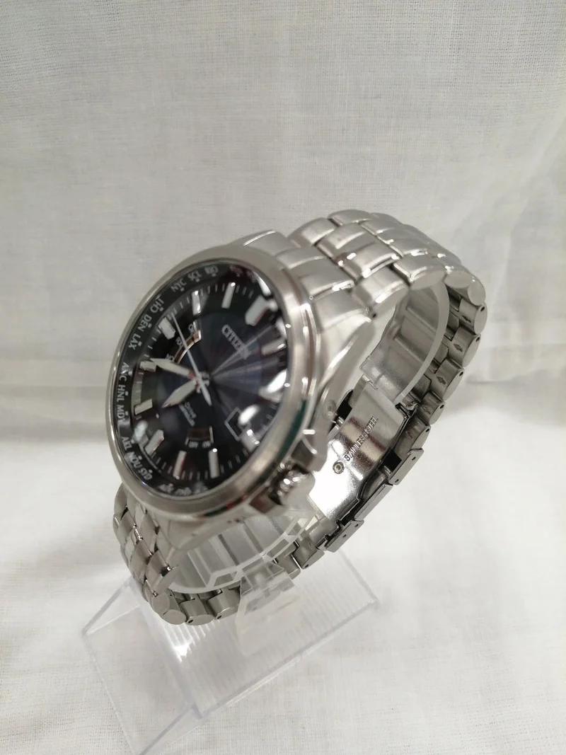 CITIZEN Eco-Drive Armbanduhr H145-S0573545