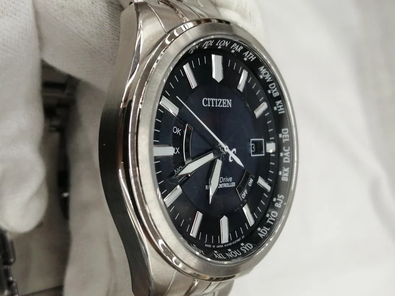 CITIZEN Eco-Drive Armbanduhr H145-S0573545